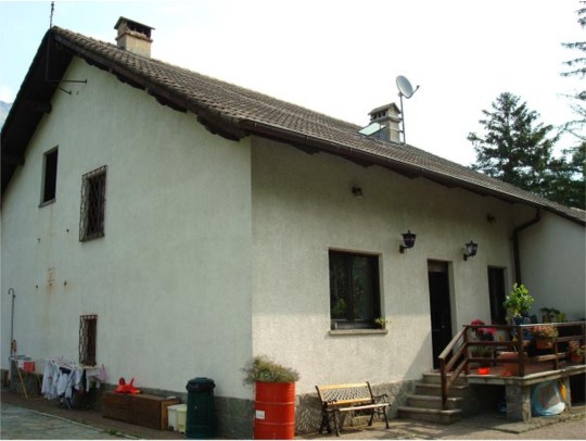 RIQUALIFICAZIONE ENERGETICA IN CLASSE &quot;C&quot; DI VILLETTA UNIFAMILIARE NEL COMUNE DI CHATILLON (AO) - REQUALIFICATION ENERGETIQUE EN CLASSE ENERGETIQUE &quot;C&quot; DE BATIMENT RESIDENTIEL DANS LA COMMUNE DE CHATILLON (AO).